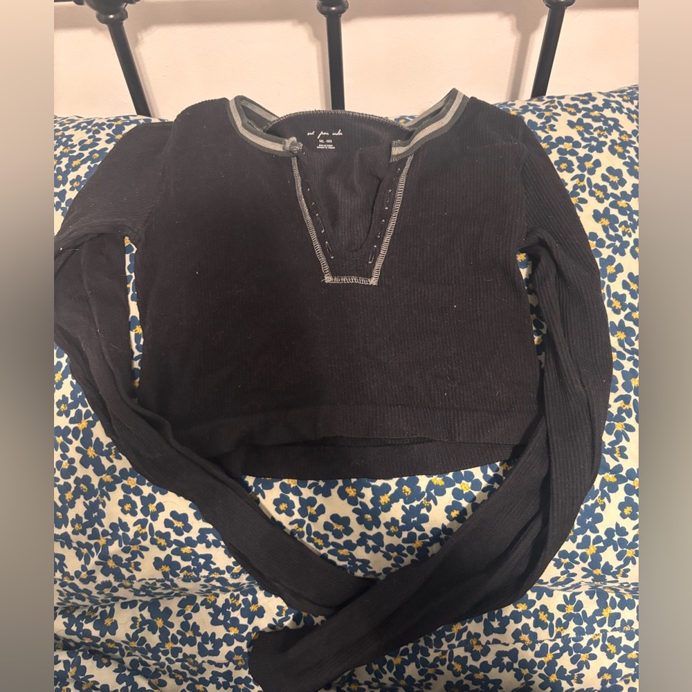 Urban outfitters go for gold top